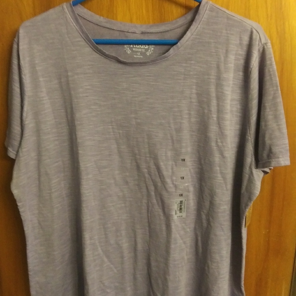 🎉 NWT Mudd Weekend Tee!